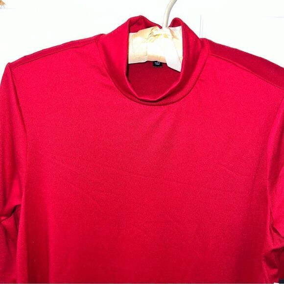As U Wish Juniors Red Mock Neck Dress with 3/4 length sleeves in a size XS - Picture 5 of 11